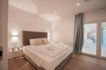 Gallery 25