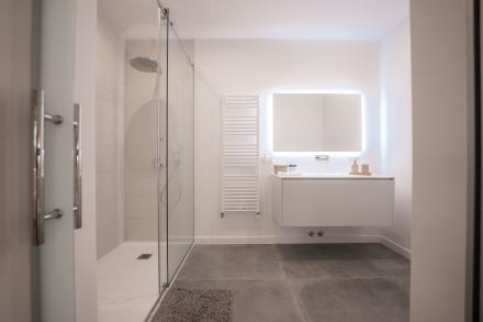 Gallery 27