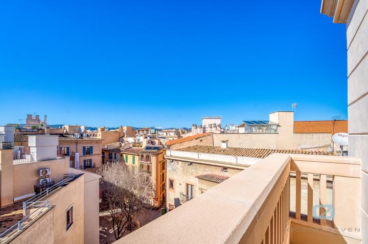 Einzigartiges Penthouse mit eigenem Turm in Palmas Altstadt