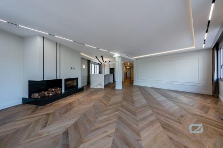 Gallery 7