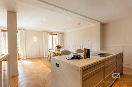 1430 Palma / Old Town