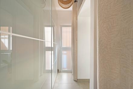 Gallery 19