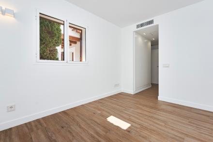 Gallery 17