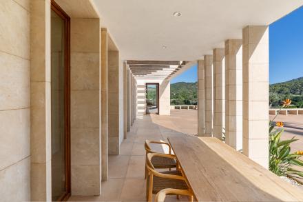 Gallery 24