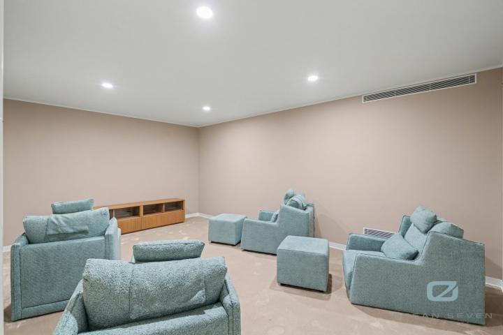 Property Gallery 12