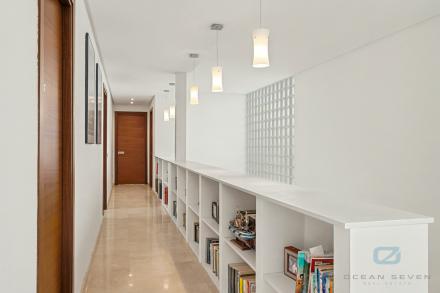 Gallery 14