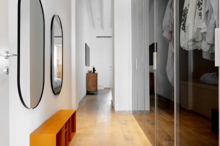 Gallery 9