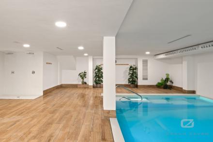 Gallery 19