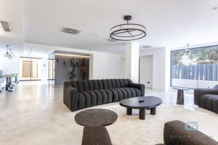 Gallery 17