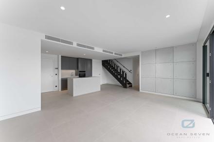 Gallery 8