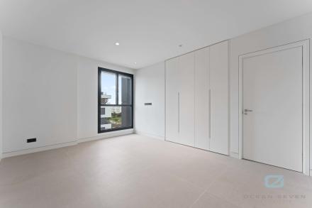 Gallery 9