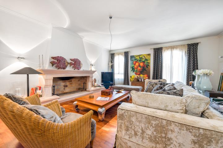 Property Gallery 1
